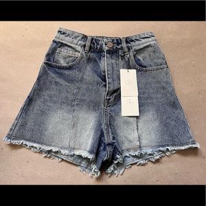Dai Fabric Shorts